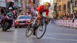 His best results are 9th place in gc giro d'italia, 3rd place in stage giro d'italia and 1st place in gc tour de l'avenir. Tour De L Avenir Tobias S Foss Succede A Tadej Pogacar Eurosport