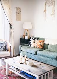 Mid Century Boho Home Tour Inspired By This Bohemian Living Room Decor Bohemian Living Rooms Modern Bohemian Living Room