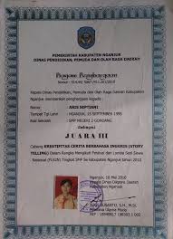 May 26, 2021 · yth. Juara 3 Lomba Story Telling Fls2n Smp Negeri 2 Gondang