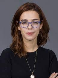 Alisa Lamb's Instagram, Twitter & Facebook