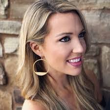 Erika Duquette's Instagram, Twitter & Facebook