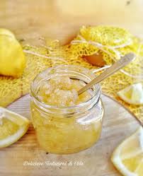 Molto importante però è conservare al fresco il succo di limone perché se conservato male perde una modalità per rendere il succo di limone meno amaro e più buono è quella di aggiungere un po di. Marmellata Di Limoni Con E Senza Bimby Deliziose Tentazioni Di Vale