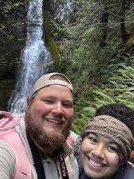 Travis Lea's Instagram, Twitter & Facebook