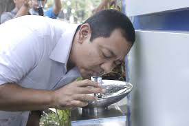 Solusinya, kamu memerlukan air mancur. Ada Kran Air Minum Di Taman Indonesia Kaya Dan Simpang Lima Semarang