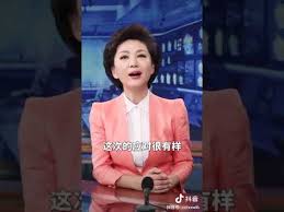 中國河南省於 18 日晚間降下暴雨，造成鄭州市區嚴重淹水，目前大雨雖暫時停歇，但各地災情仍舊不斷，中國政府已經緊急撤離十萬人，大水甚至淹入地鐵站中，造成 5 號線地鐵被迫停駛，所有乘客被困在車廂之中，隨著水位不斷上升，卻遲遲等不到救援，河南電視台一開始還說並無乘客，但隨後. Dg4argmrv4dl4m