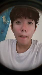 我看起來像男高中生但其實在讀國中只是是國小生但國立學店科大