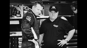 The crew chief is a race team's head honcho. Beloved Nascar Crew Chief Dead At 37 Country Rebel