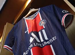 Latest news and scores highlights rumors and opinions at. Le Psg Et Nike Gelent Le Design Du Maillot Domicile Pour Les 5 Prochaines Saisons Soit Jusqu En 2026 Sportbuzzbusiness Fr