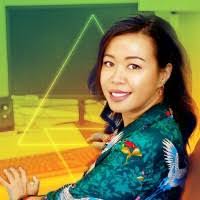 Shelly Blanco's Instagram, Twitter & Facebook