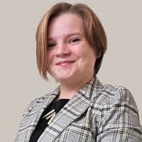 Elizabeth Albee's Instagram, Twitter & Facebook