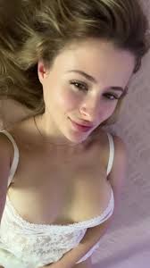 Masturbating my red pussy - Porn Videos & Photos - EroMe