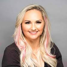 Jamie Cummings's Instagram, Twitter & Facebook