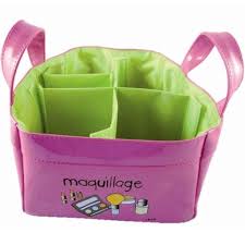 Vous cherchez une nouvelle salle de bain ? Casier De Salle De Bain Maquillage Rose