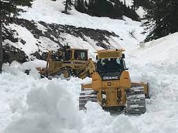 Artist point is located along u.s. Warm Weather Helps Clear Mt Baker Highway To Artist Point 1170 Kpug Am