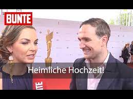 Find annika lau's contact information, age, background check, white pages, relatives, social networks, resume, professional records & pictures. Annika Kipp Frederick Lau Heimliche Hochzeit Bunte Tv Youtube