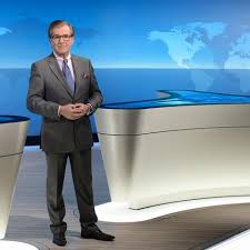 Nach dem nachrichtenblock steht plötzlich auch sein nachfolger jens riewa mit im studio. Jan Hofers Letzte Tagesschau Machen Sie Es Gut Tagesschau De