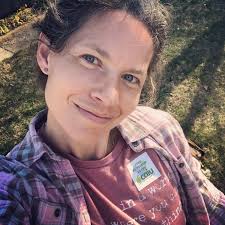 Amanda Benoit (@parable.pottery) • Instagram photos and videos