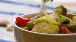 Bukan hanya ayam goreng, tetapi pelbagai resepi ayam yang anda boleh cuba. Hasilkan Resipi Ayam Singgang Yang Lazat Ini Dengan Masa Yang Sangat Singkat
