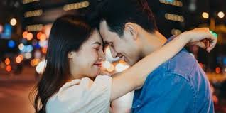 Kata kata cinta bahasa jawa. 45 Kata Kata Romantis Bahasa Jawa Yang Lucu Dan Kekinian Jadi Ungkapan Indah Untuk Pasangan Kapanlagi Com