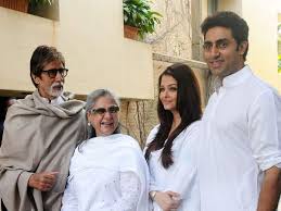 Abhishek is reportedly admitted due to an injury he faced some time … Aishwarya Rai Bachchan Abhishek Bachchan Shares Health Update Says Aishwarya Daughter Will Stay At Home The Economic Times