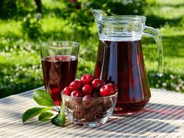 I'm a competitive runner and wanted to see if there were benefits. Does Tart Cherry Juice Really Have Health Benefits