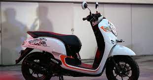 Berjumpa kembali dengan kami gedheg motor yang selalu menyediakan informai terupdate perihal isu otomotif. 74 Modif Skotlet Scoopy Merah Putih Modifhits