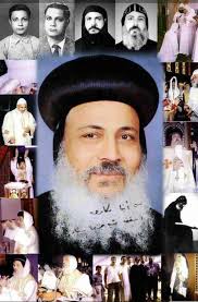 يحكي الأنبا مكاري : كان أحد الصيارفة بمدينة أدفو ينفق على أربعمائة عائلة  ويقدم لهم المساعدات. مرض هذا الإنسان مرض الموت وهو في سن التسعين.. وجاء  إليه أطباء كثيرين وأجمعوا أنه لا