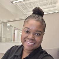 Mia Randle's Instagram, Twitter & Facebook