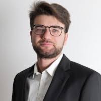 50+ perfiles de «Zanella»