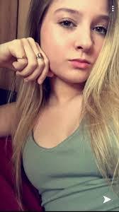 Leandra Roberts's Instagram, Twitter & Facebook