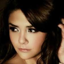 Iris Mena's Instagram, Twitter & Facebook