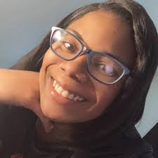 Just for convo‼️ do you think its ok for a man to use an umbrella