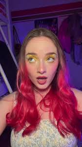 Dont come for me ive been listening to her music since i was 13 ten years  ago😭✋ #sabrinacarpenter #shortnsweettour #shortnsweet  #sabrinacarpentertour #concert #sabrinacarpentertickets ...