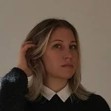 Julia Pohlmann's Instagram, Twitter & Facebook