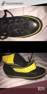 Black And Yellow Converse Shoes Black And Yellow Converse High Top Converse With Lace Strap Make An Offer Converse Shoes Sneakers Yellow Converse Converse Black N Yellow