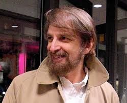 forma es vacío, vacío es forma: Brad Holland ( III )