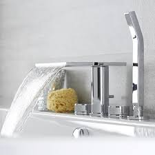 Voir plus d'idées sur le thème robinetterie baignoire, baignoire, robinetterie. Robinet Cascade Pour Baignoire Avec Douchette Moderne Design Chrome Bt0009c Uv