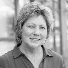 Nancy Crumpton's Instagram, Twitter & Facebook