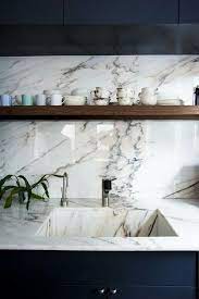 marble worktop and matching splashback credence cuisine marbre cuisine credence