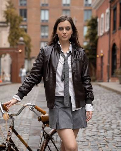 How to Style a Leather Jacket for a Cold Winter Weekend
