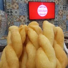 Biscoito De Polvilho Assado De Enrolar Bolo Frito Receita Bolinhos Fritos Receita De Bolinho Frito Como Fazer Bolo Frito