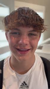 Robin Iredale's Instagram, Twitter & Facebook