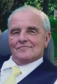 Noel Perry's Instagram, Twitter & Facebook