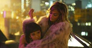 Hustlers, which stars jennifer lopez and constance wu, may not have taken the top spot at the box office, but it was arguably the weekend's biggest winner. Hustlers Is A Christmas Movie