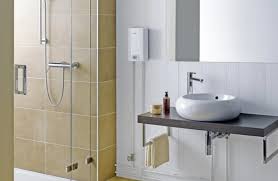 Optez pour une fontaine à eau chaude zip hydrotap, distributeur d'eau chaude, réfrigérée et gazeuse. Prix Chauffe Eau Electrique Instantane Cout Moyen Tarif Pose Guide