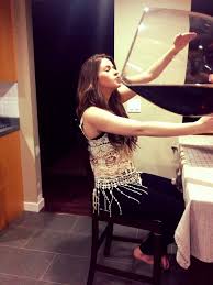 A Glass Of Wine A Day Keeps The Doctor Away Huehuehue I M Intoxicated I Thought I Was Being Witty Okie Bye Funny Photos Instagram Vs Real Life Funny Pictures Thats a smile someone with levitation magic makes.