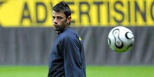 Mateja kezman, fenerbahçe'de görev almak için hazır olduğunun sinyalini de verdi. Ve Kezman Kararini Verdi