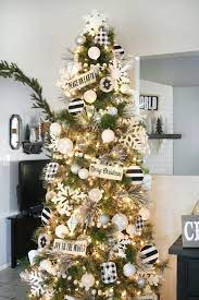 With christmas decorations sometimes simple is best, like in the case of this classic tree in shades of gold and white. 87 Best Christmas Tree Ideas 2021 How To Decorate A Christmas Tree