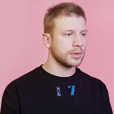 Listen to ivan dorn | soundcloud is an audio platform that lets you listen to what you love and share the sounds you stream tracks and playlists from ivan dorn on your desktop or mobile device. Ivan Dorn O Lyubvi Bez Lyubvi Snobizme I Mame Wonderzine