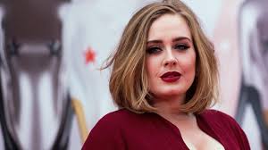 Adele gave one of her biggest fans a shock this week when she responded to his instagram story with a message of her own. Adele Auf Diesem Instagram Post Ist Sie Kaum Wiederzuerkennen Stern De